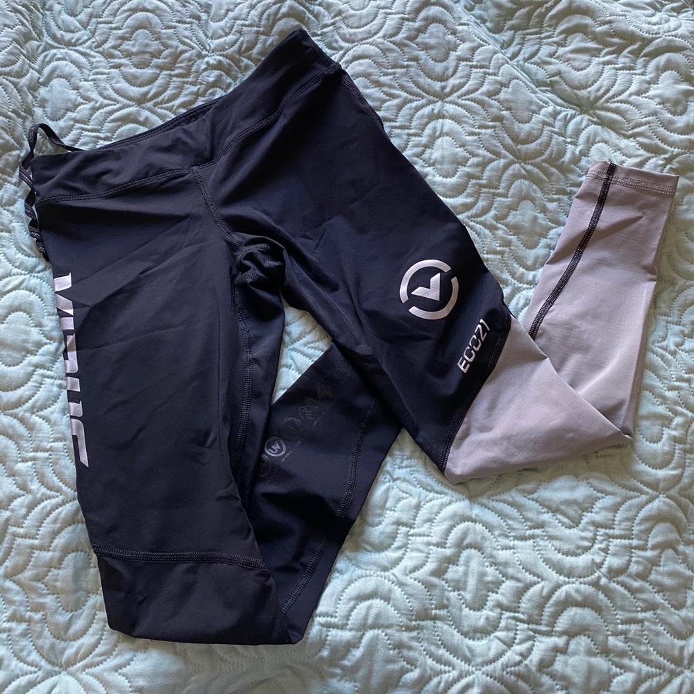 Virus leggings
